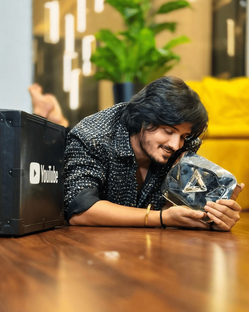 पंकज जोशी का जीवनी, आय, प्रेम और परिवार।